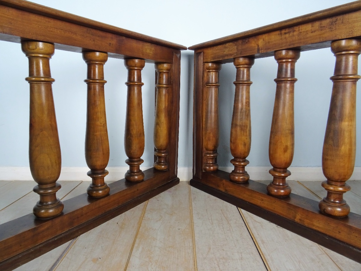 A Pair of Italian walnut Balustrade baluster rail