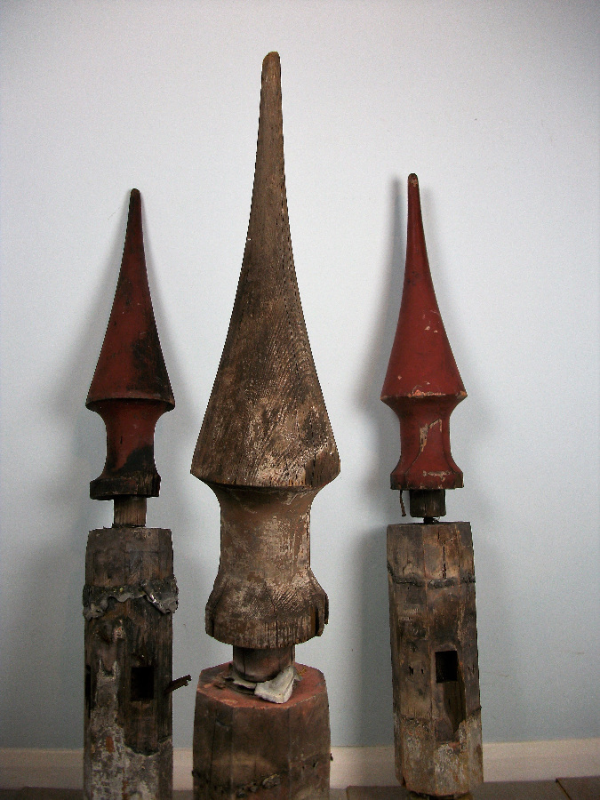 French late 18th Century Châteaux Finials