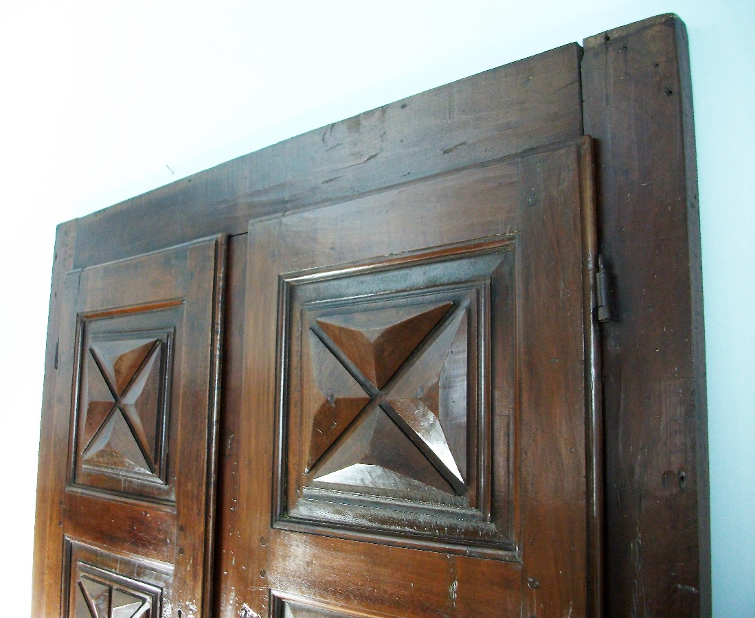 17th Century Italian Diamond Point Doors