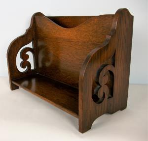  	Arts and Crafts Oak Book Caddy / Holder